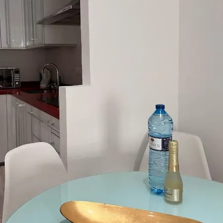 Damas Piso18 Apartment