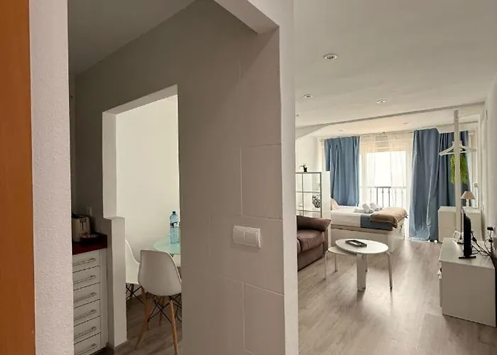 Damas Piso18 * Benidorm