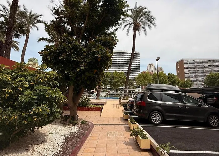 Damas Piso18 Apartmán *