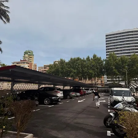 Damas Piso18 Daire Benidorm